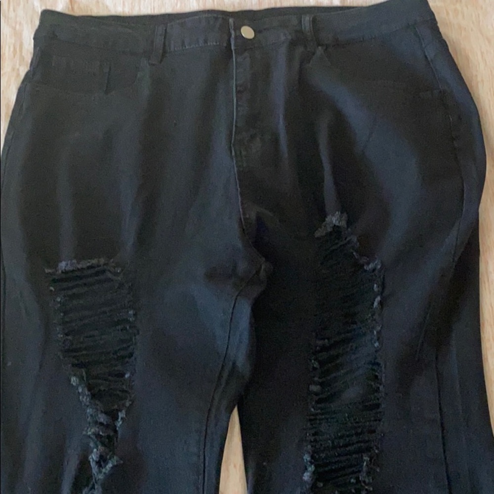 BRAND NEW SHEIN Black ripped high wasted jeans